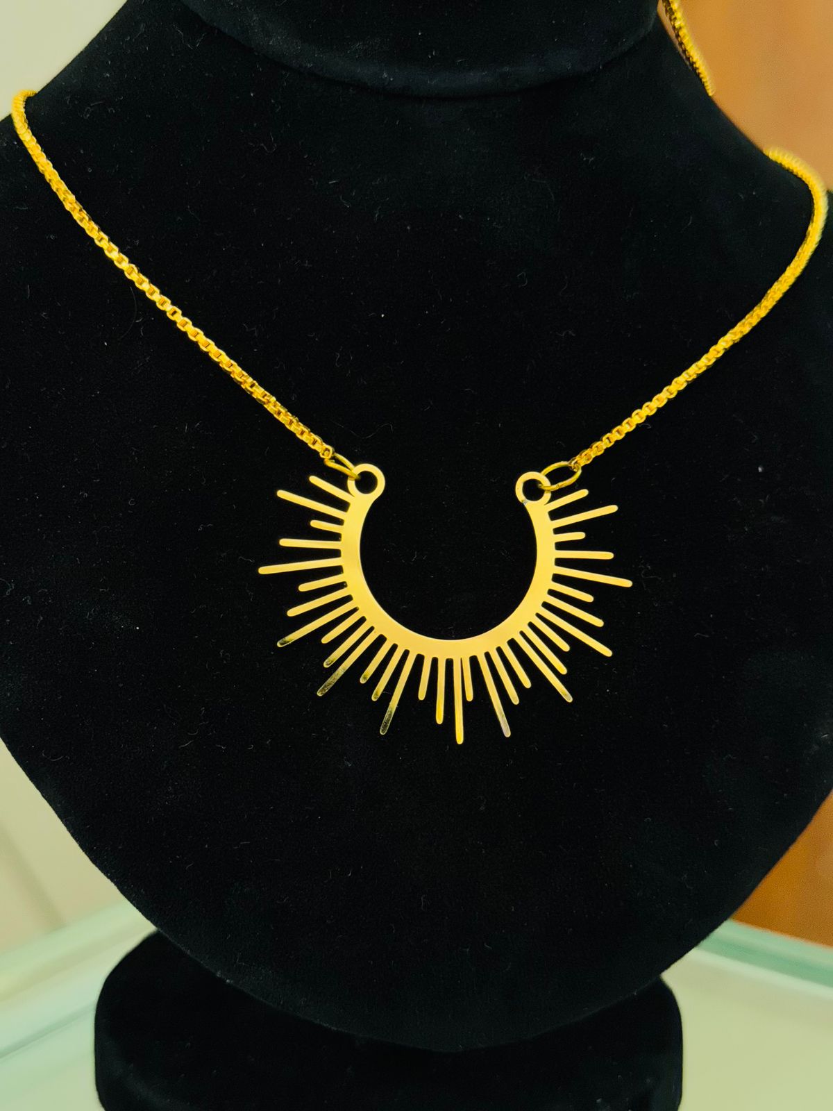 Sunshine pendant necklace – photo 4